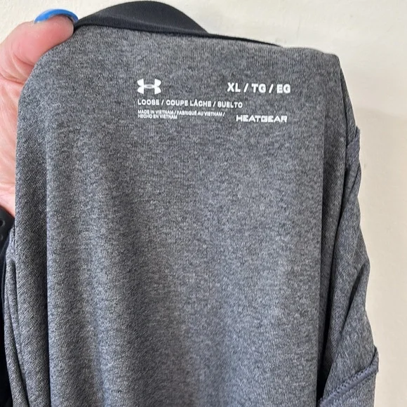 Under Armour Men’s Tech 1/2 Zip Long Sleeve Carbon Heather/Black Size XL - Picture 10 of 11